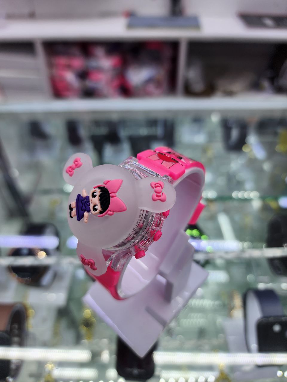Young HEE Kids Watch